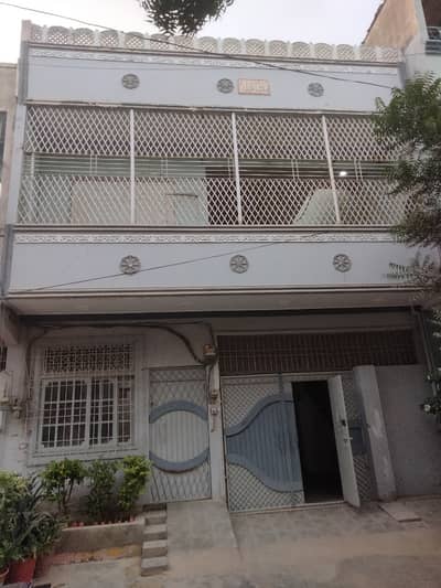120 Sq Yards House Availible For Sale 40 Feet Road