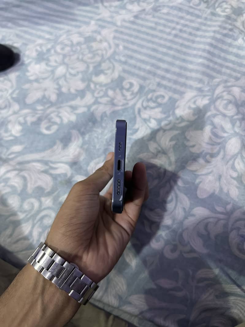 Apple iPhone 13 Pro 6