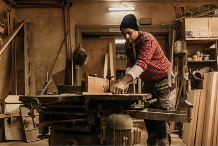 skilled structure making / furniture karigarh/ poshish