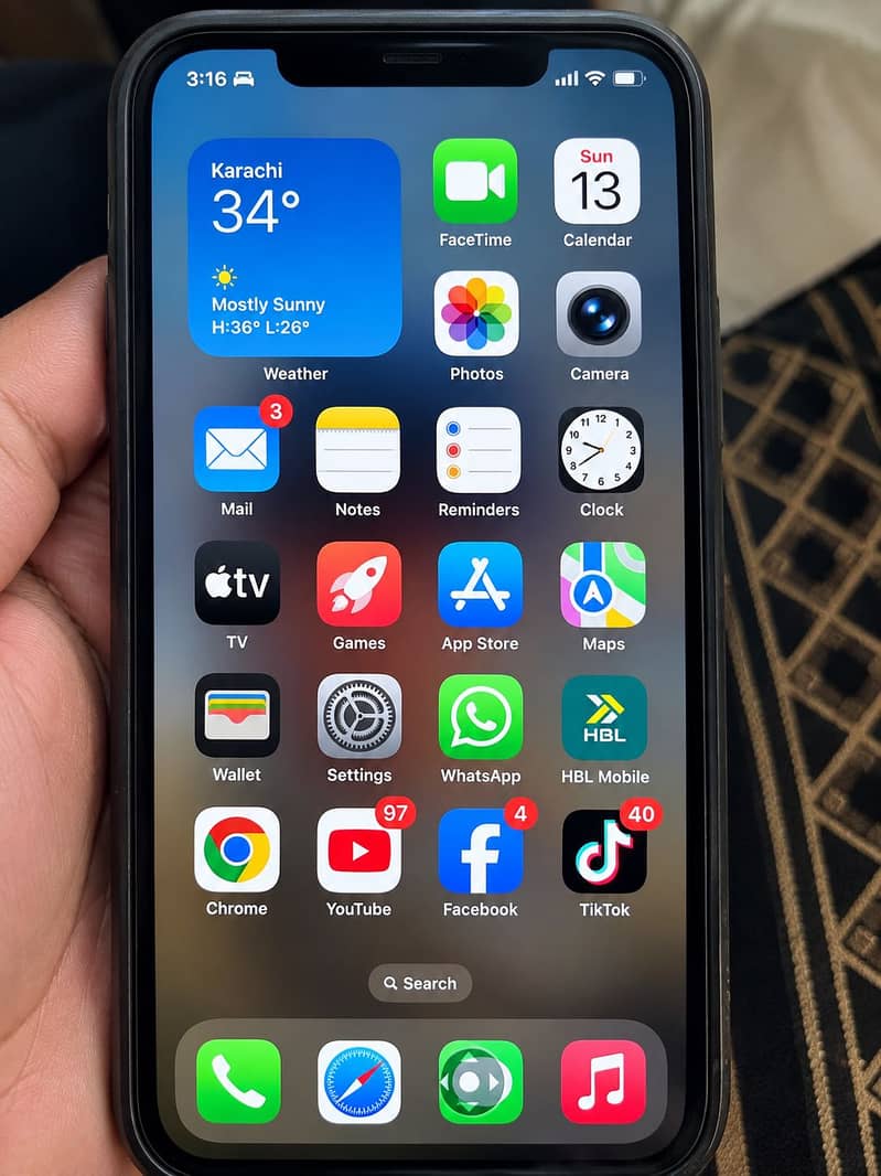 Apple iPhone 11 1