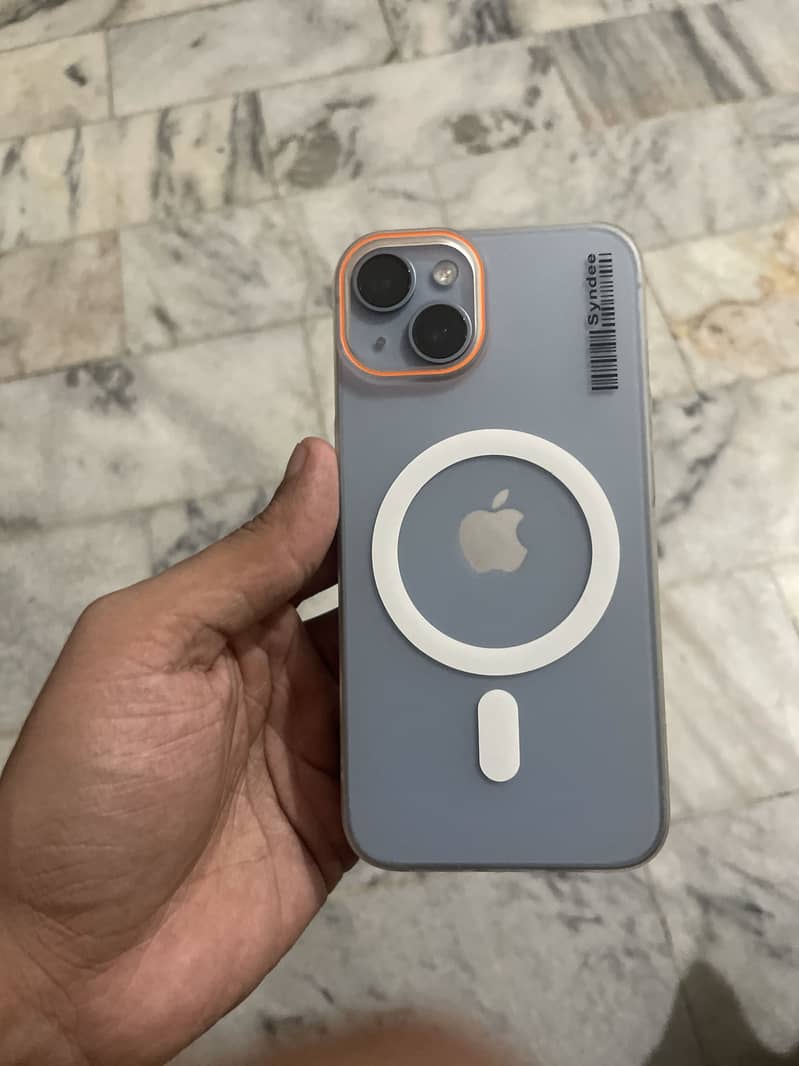Apple iPhone 14 4