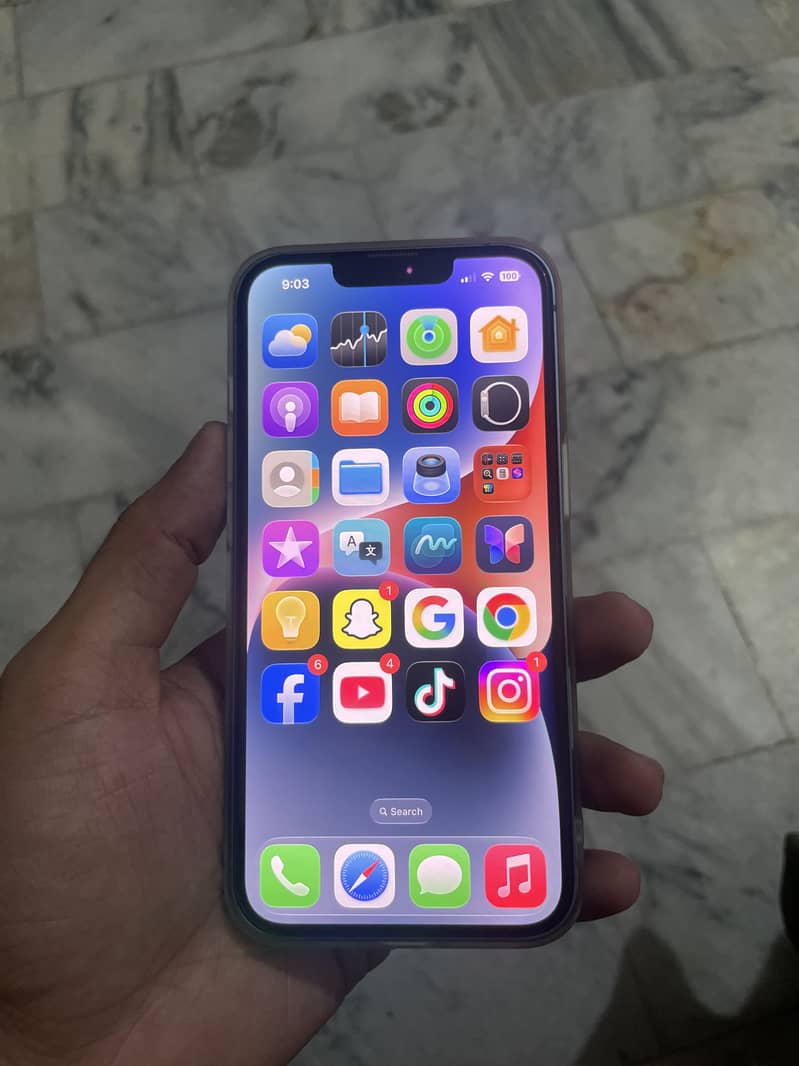 Apple iPhone 14 7