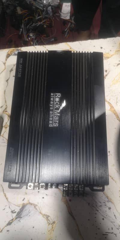 I am selling rockmarks amplifier+  dobble coil woofer
