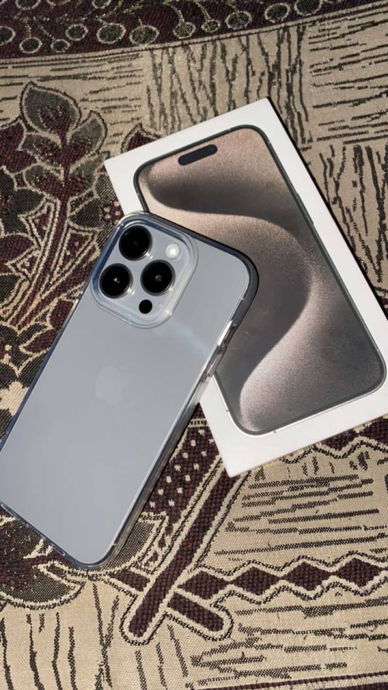 Apple iPhone 15 Pro 0