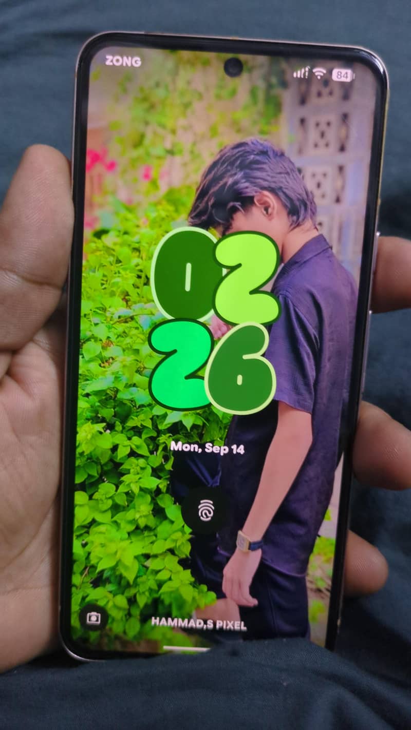 Google Pixel 8 3