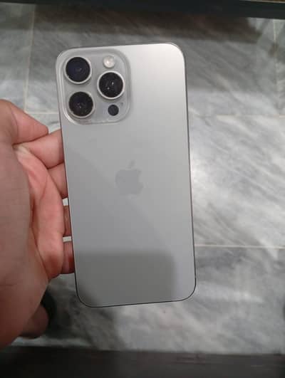 Apple iPhone 15 Pro Max