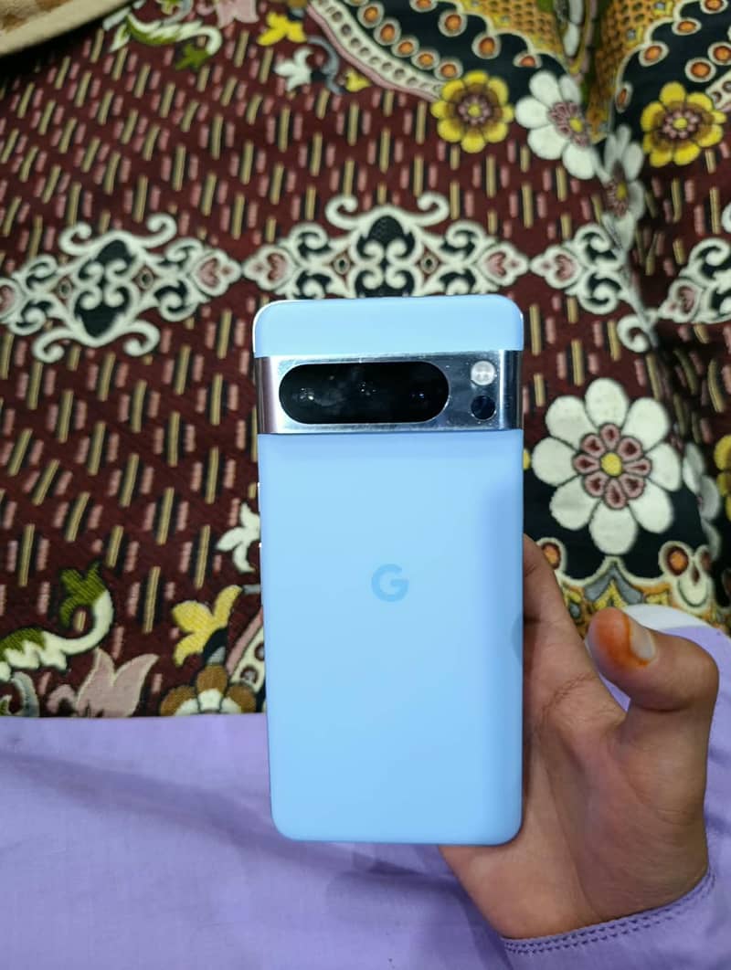 Google Pixel 8 Pro 0