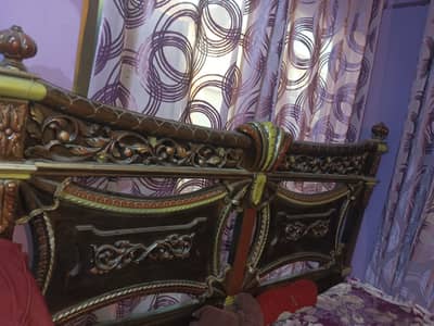 |chinto bed |sofa set old |bartano wali ilmari | mirror maZ |