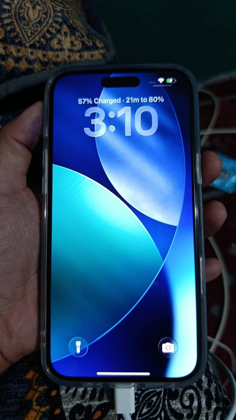 Apple iPhone 16 Plus 2