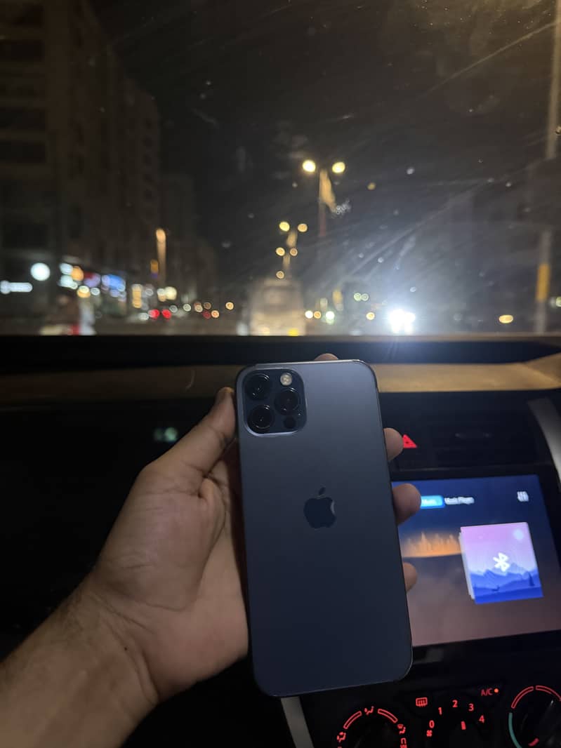 Apple iPhone 12 Pro 0
