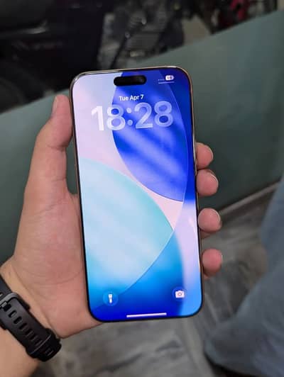 Apple iPhone 16 Pro Max