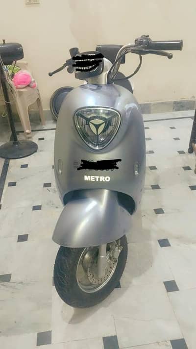 Electric scooty 0320-5844948