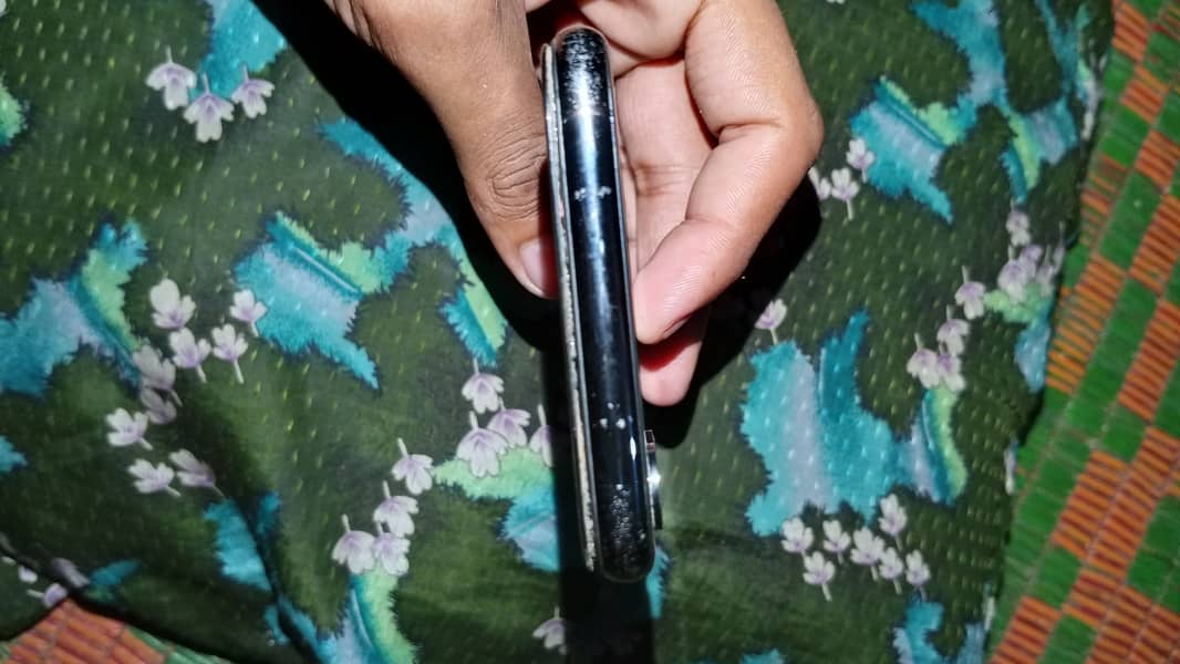 Apple iPhone X 64 3