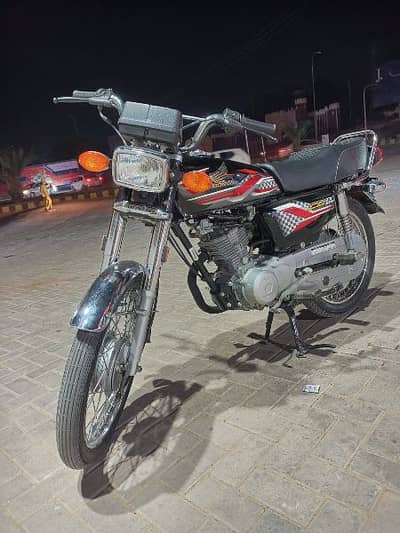 Honda 125 2024 model condition 10by10