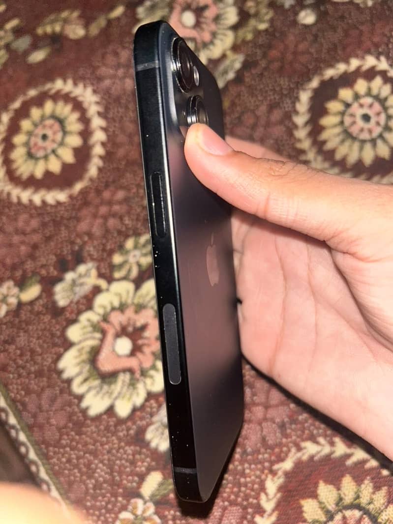 Apple iPhone 15 1