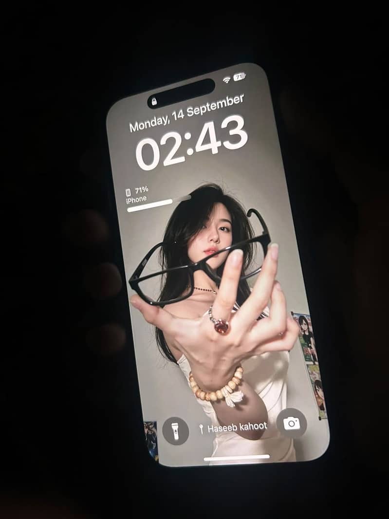 Apple iPhone 15 7