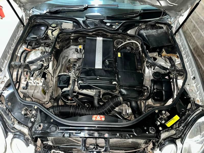 Mercedes E Class 2003 5