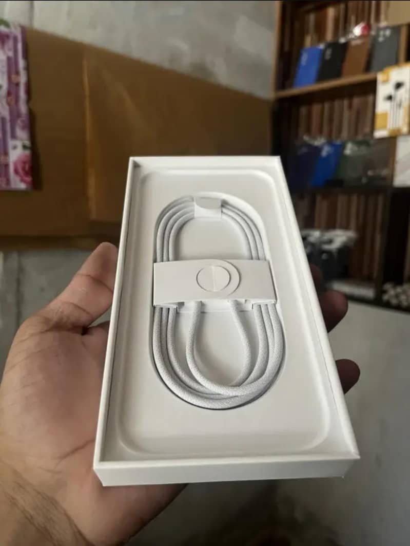 Apple iPhone 17 Pro Max 2