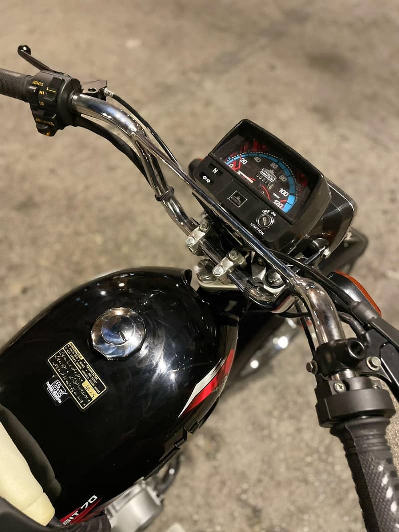 Unique Ud-70cc 6