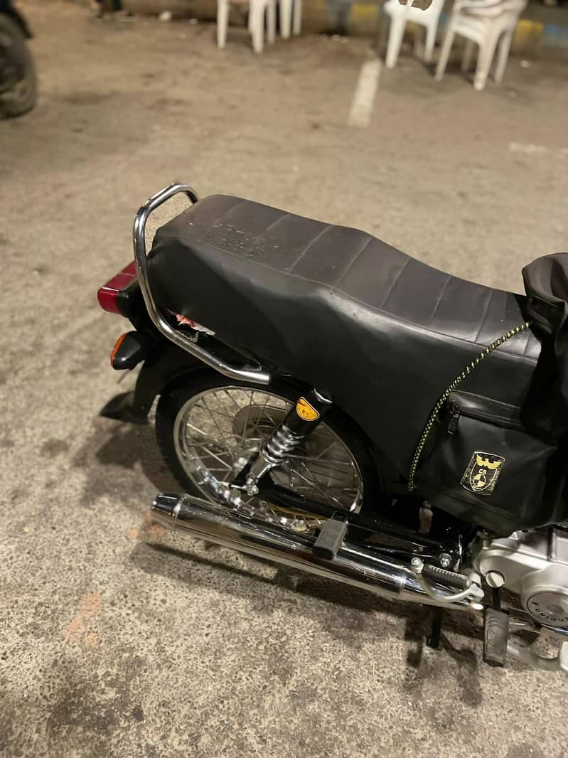 Unique Ud-70cc 7