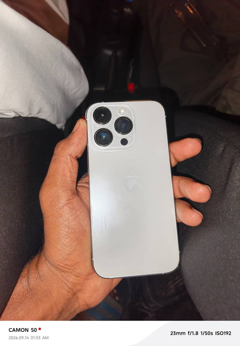 Apple iPhone 14 Pro 1