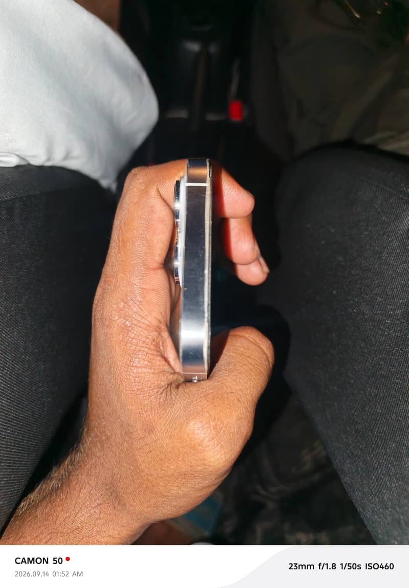 Apple iPhone 14 Pro 4