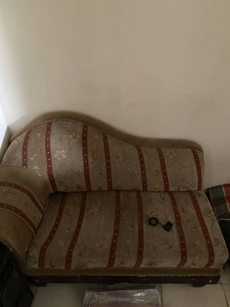 SOFA SET (7 SETTER) 2
