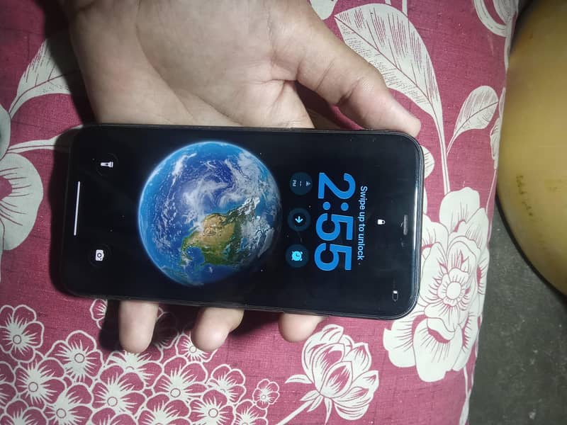 Apple iPhone 11 1