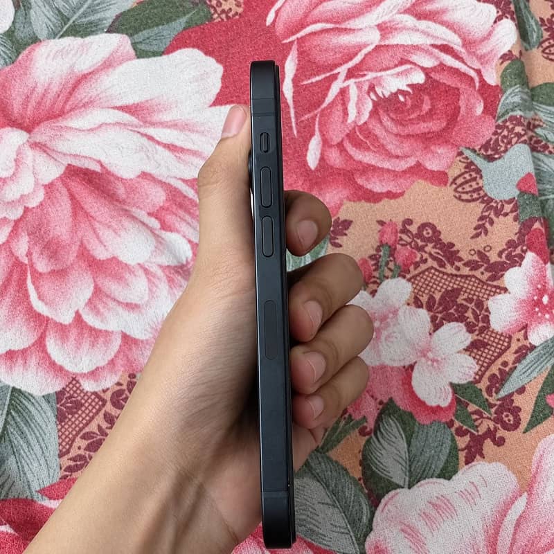 Apple iPhone 14 Pro 1