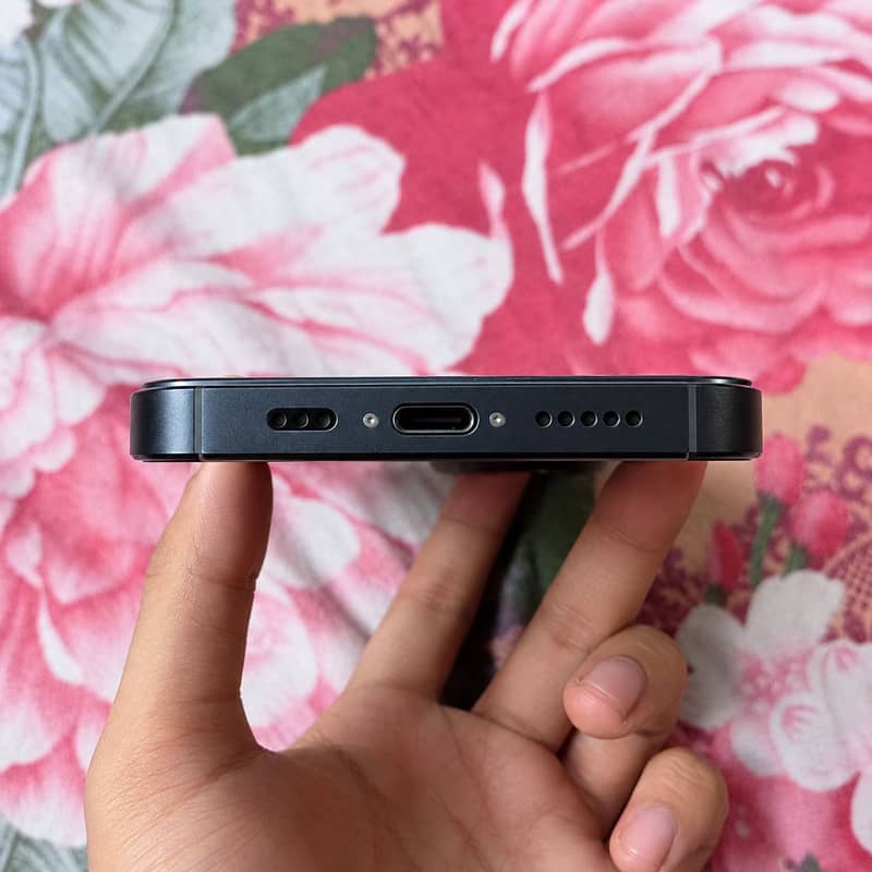 Apple iPhone 14 Pro 2