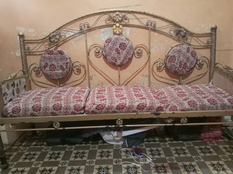 Iran sofa 0