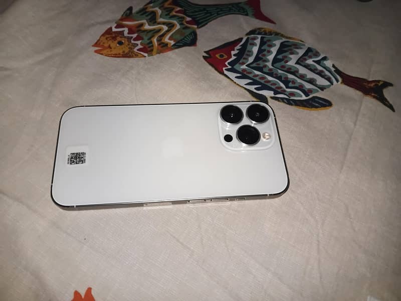 Apple iPhone 13 Pro 0