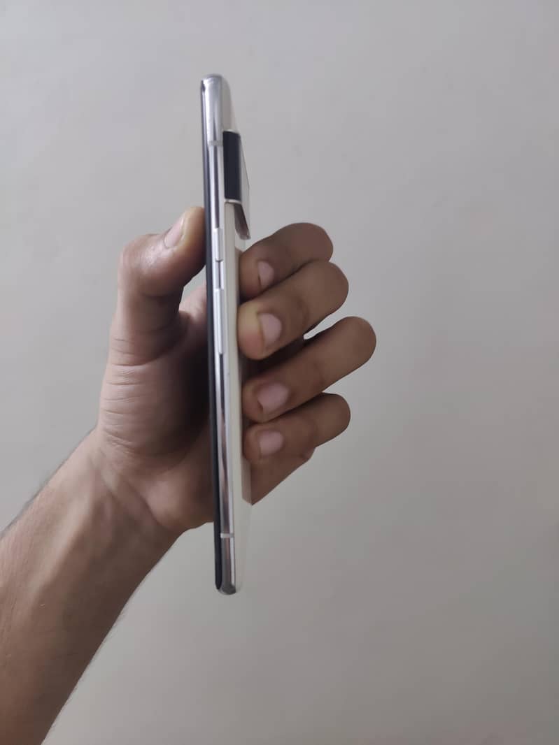 Google pixel 6 pro 4