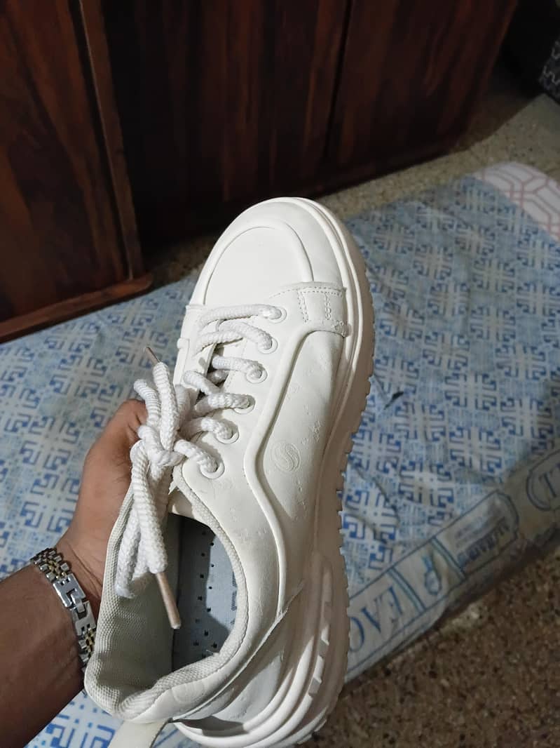 shose 1