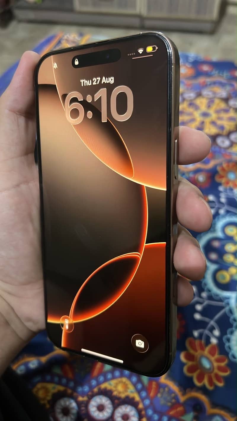 Apple iPhone 16 Pro Max 1