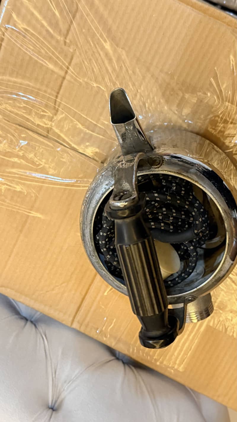 Electric kettle 1