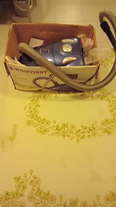 Deluxe Vacuum Cleaner