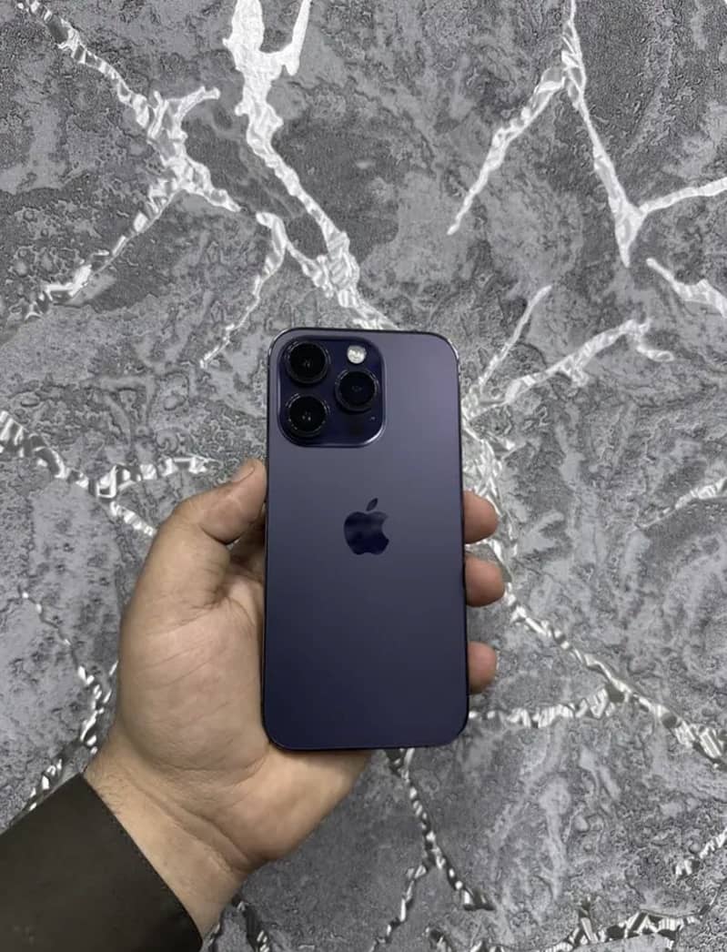 iPhone 14 Pro 1