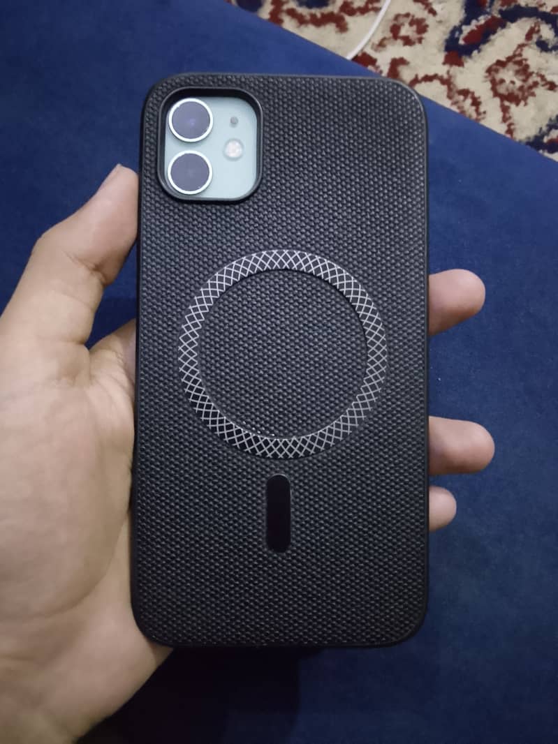 Apple iPhone 11 0