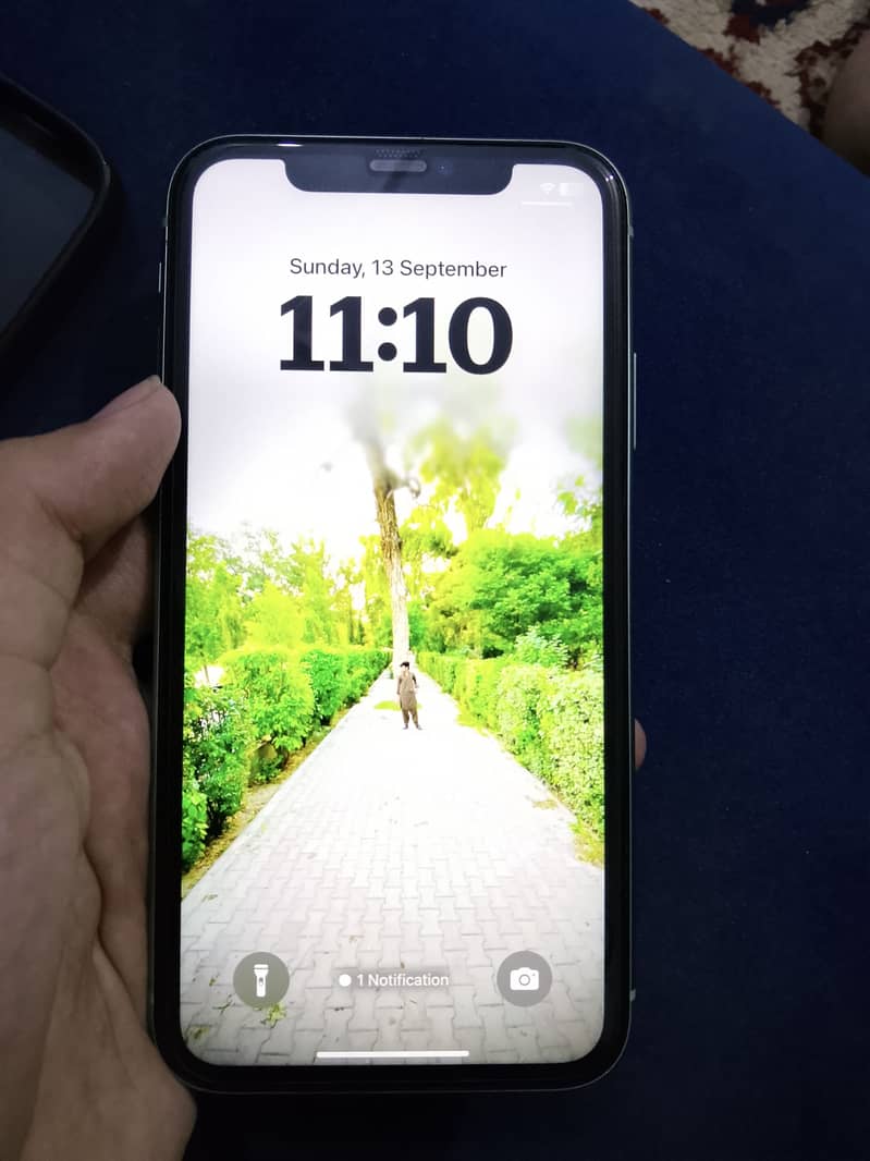 Apple iPhone 11 1
