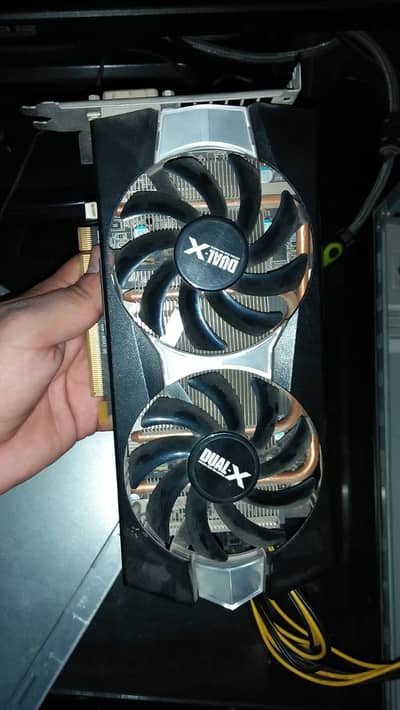 AMD Redeon R9 200 Series