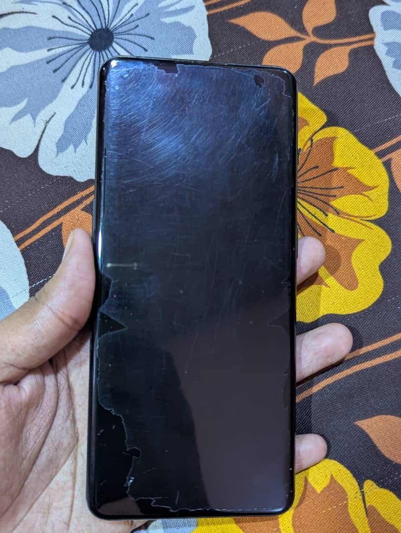 One Plus 10 Pro 3