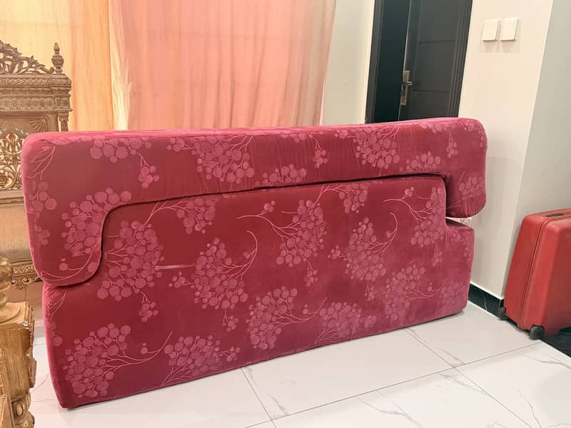 Sofa come bed 2