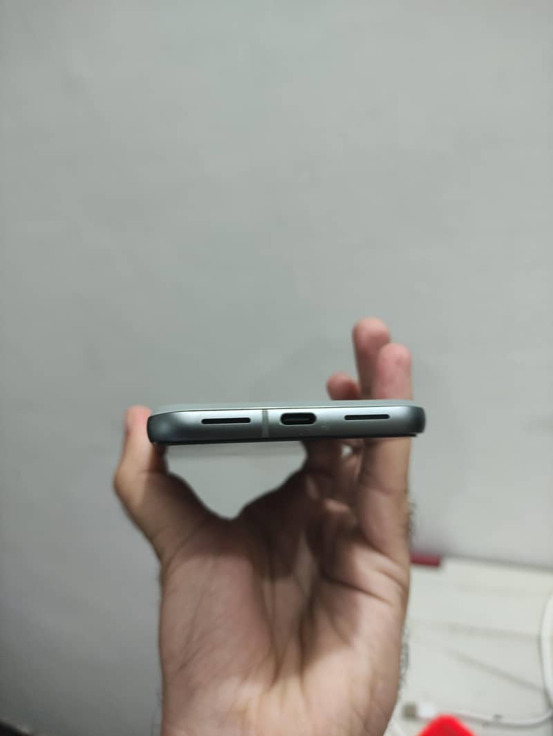 Google Pixel 8 1