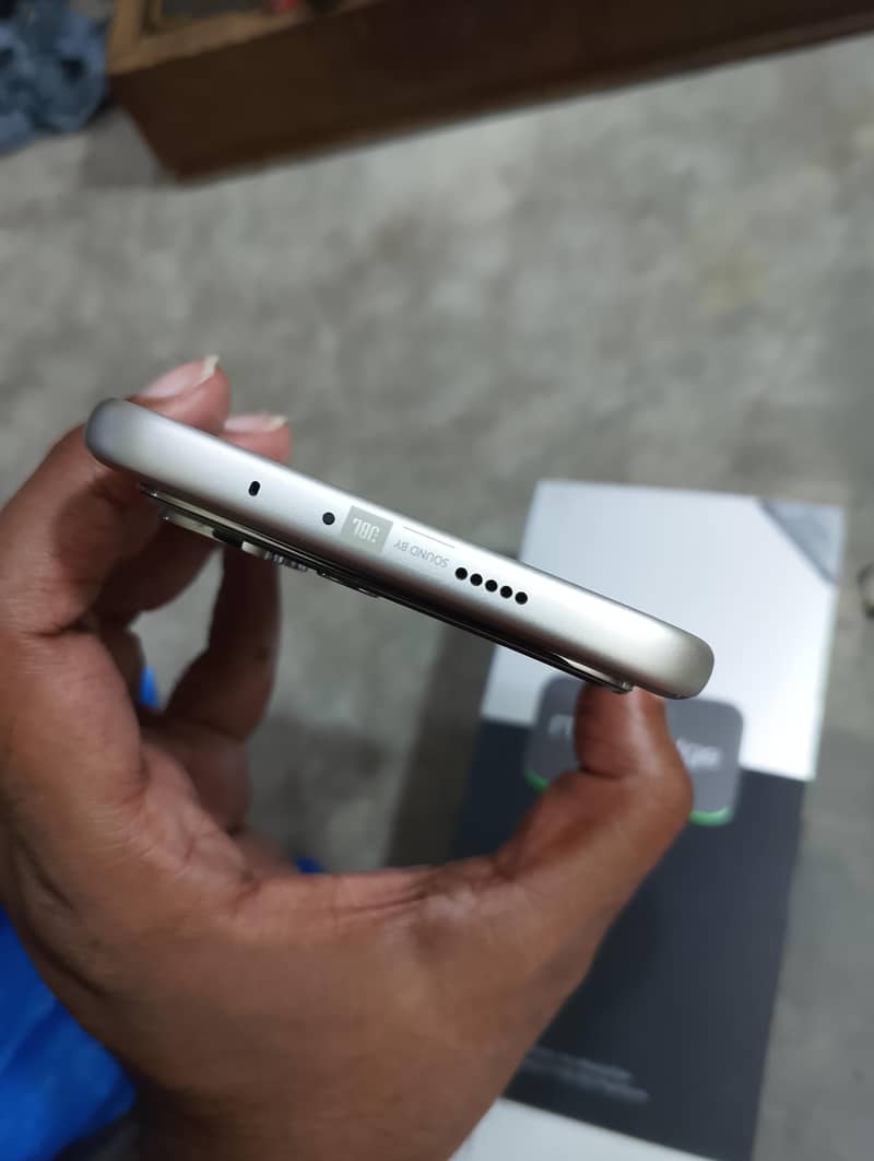 Infinix note edge 2