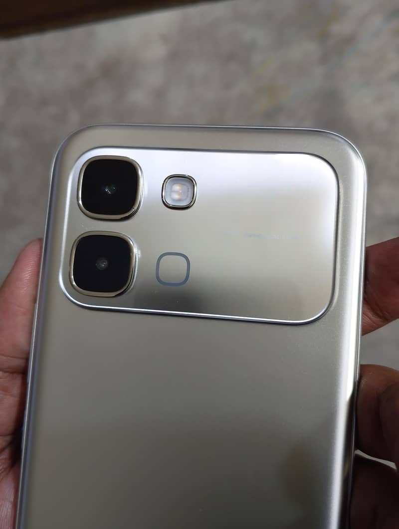 Infinix note edge 6