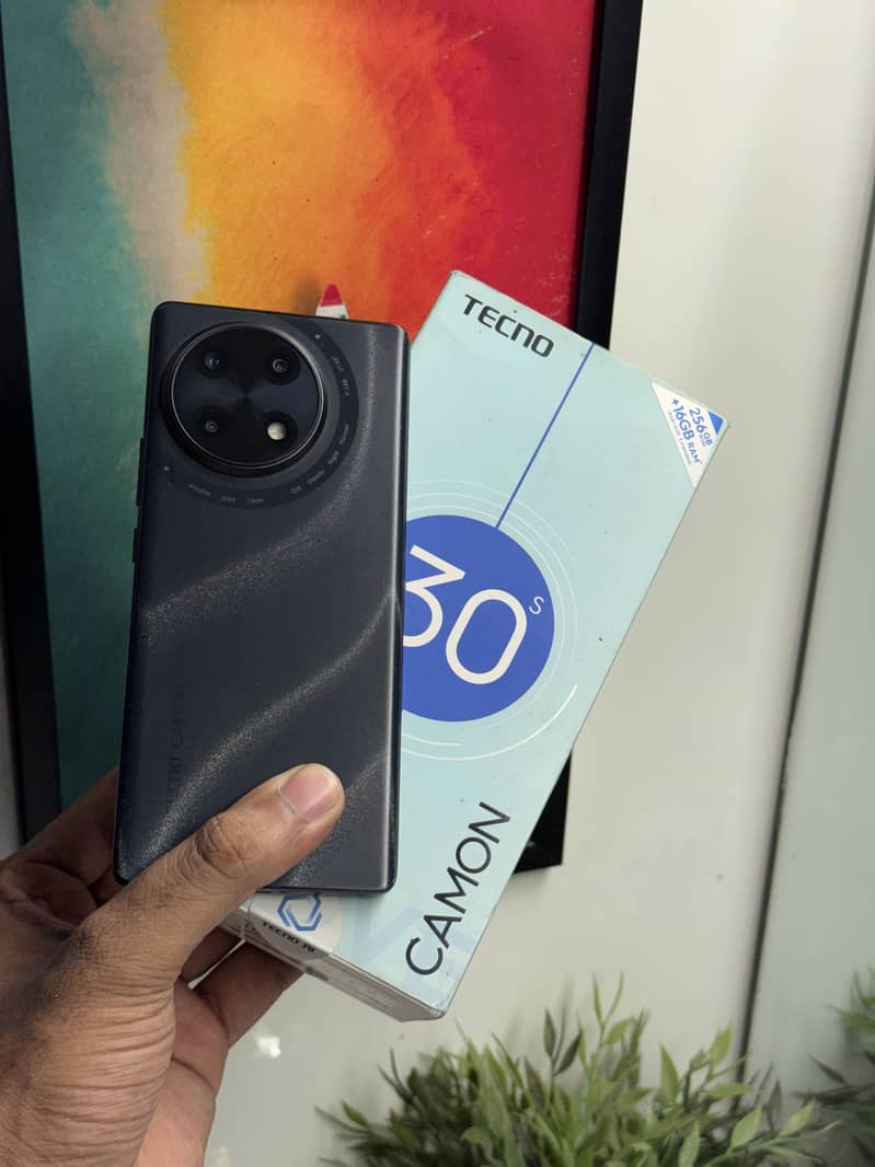 Tecno CAMON 30S 0