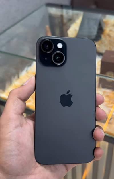 Apple iPhone 15