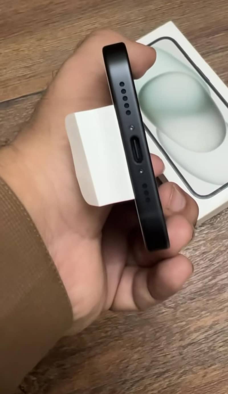 Apple iPhone 15 1