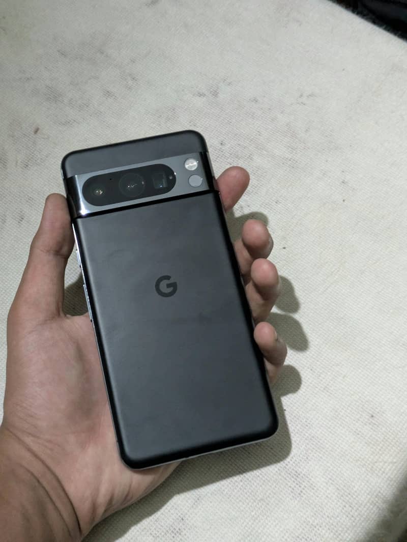 Google Pixel 8 Pro 0